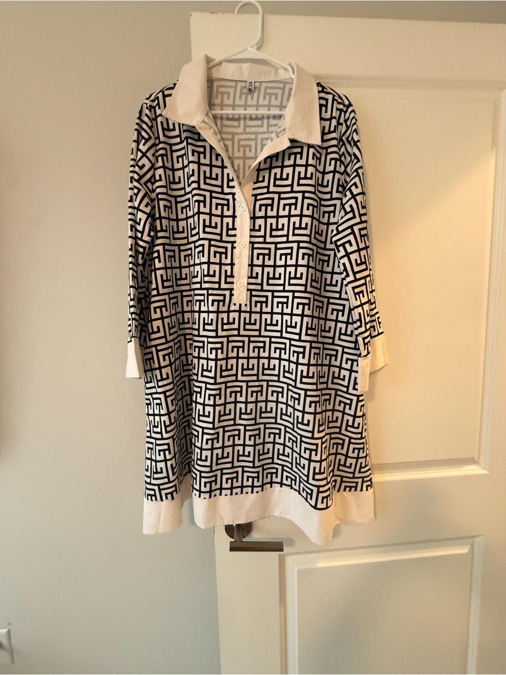 Black & White Geometric Midi Dress with Contrast Collar